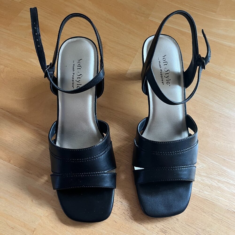 Hush Puppies-Soft Style Womans Black Dress Sandal. Like New. 8M
